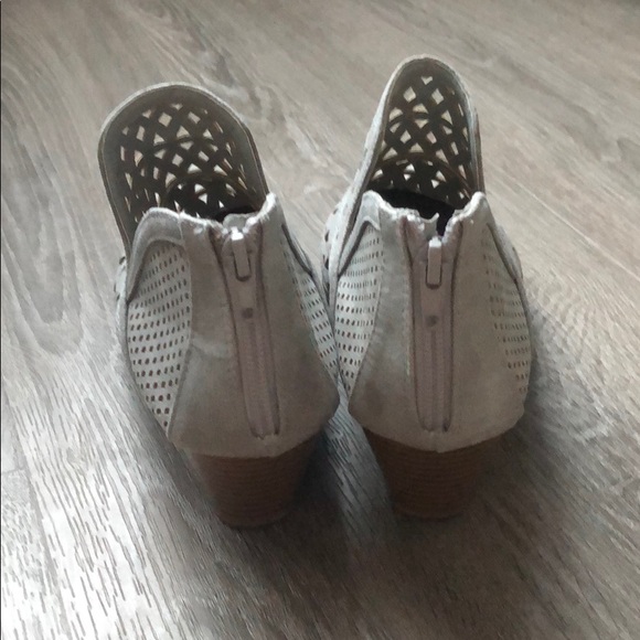 Booties - Picture 3 of 4